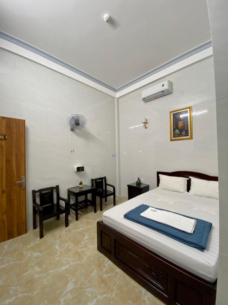 Nha Nghi Duy Tan Motel 140 Nguyen Du 0353007568 广义 外观 照片