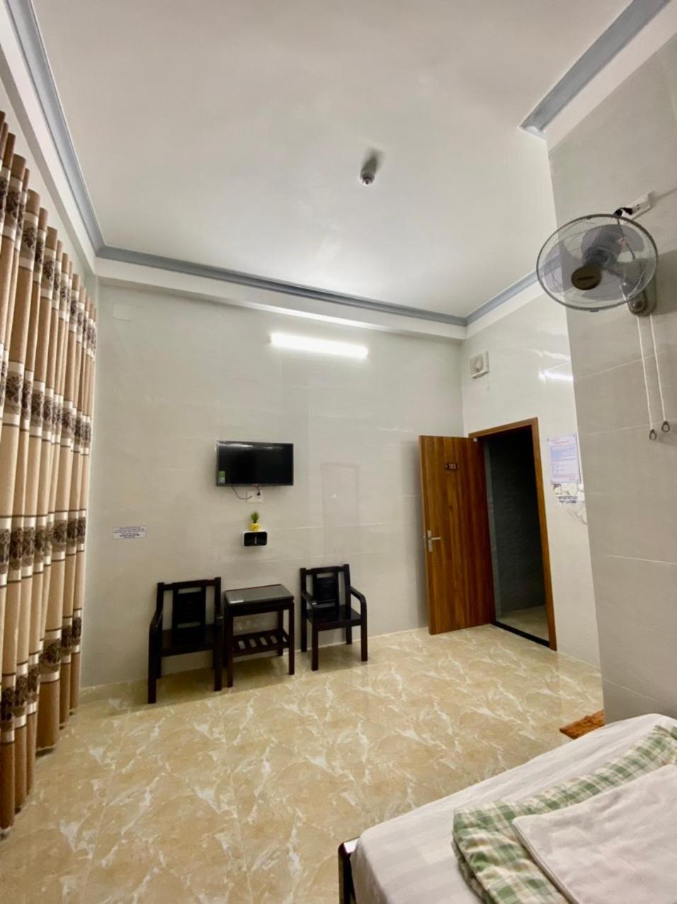 Nha Nghi Duy Tan Motel 140 Nguyen Du 0353007568 广义 外观 照片