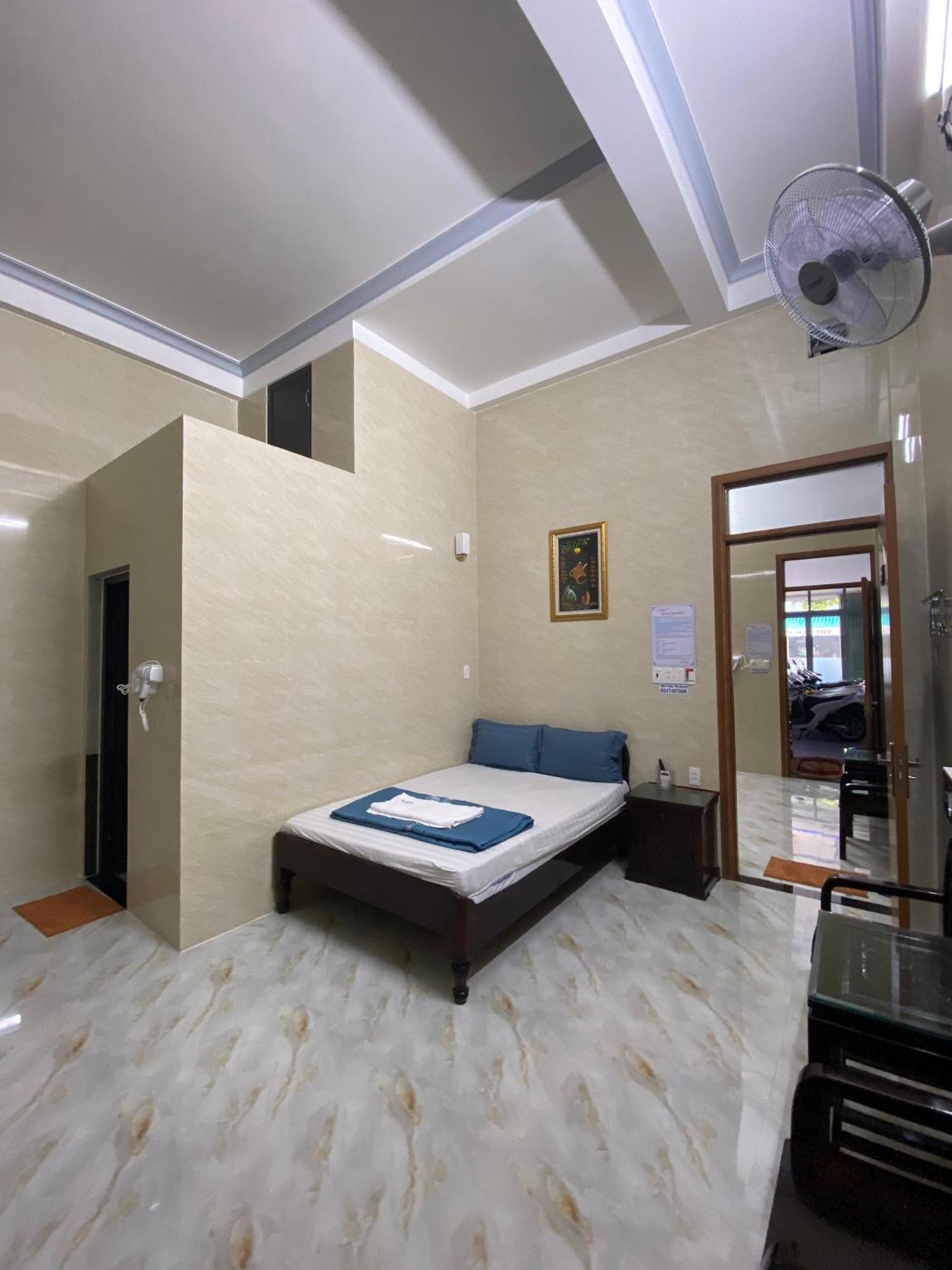 Nha Nghi Duy Tan Motel 140 Nguyen Du 0353007568 广义 外观 照片